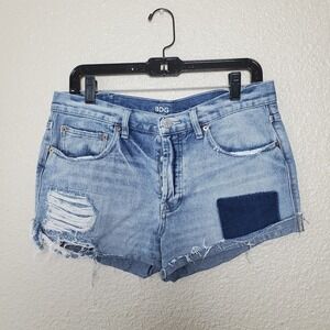 BDG tomgirl shorts women denin size 28 w‎ blue buttons summer Cowgirl